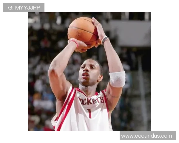 足球明星的魅力对比：黑人与白人球员的精彩瞬间与风采展示